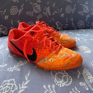 Nike indoor soccer shoes